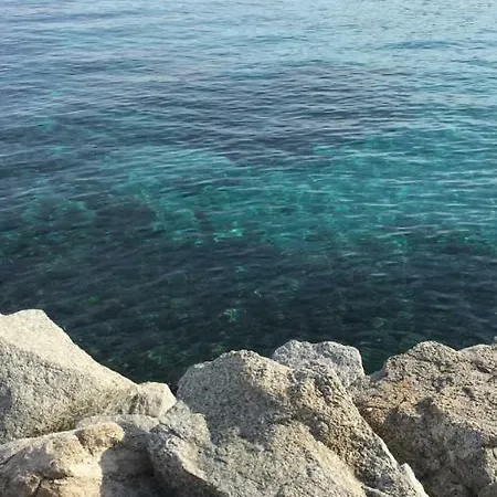 Monolocale Centro L'île Rousse A 100mt Dalla